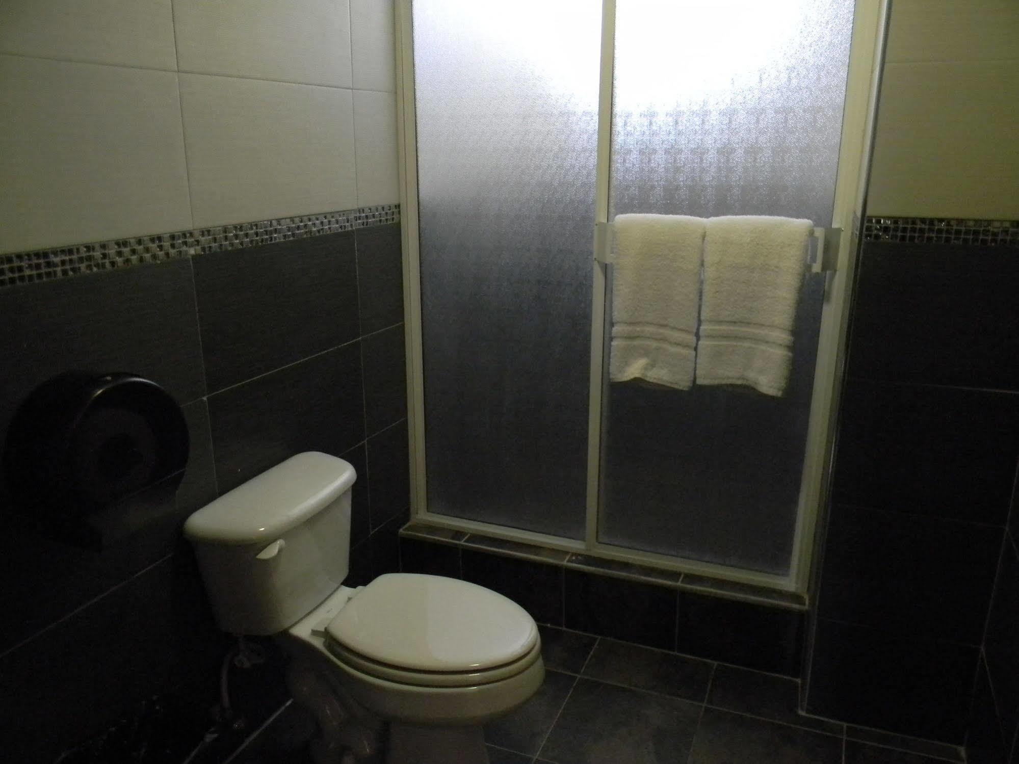 Hotel Plaza Hermosa Tijuana Extérieur photo